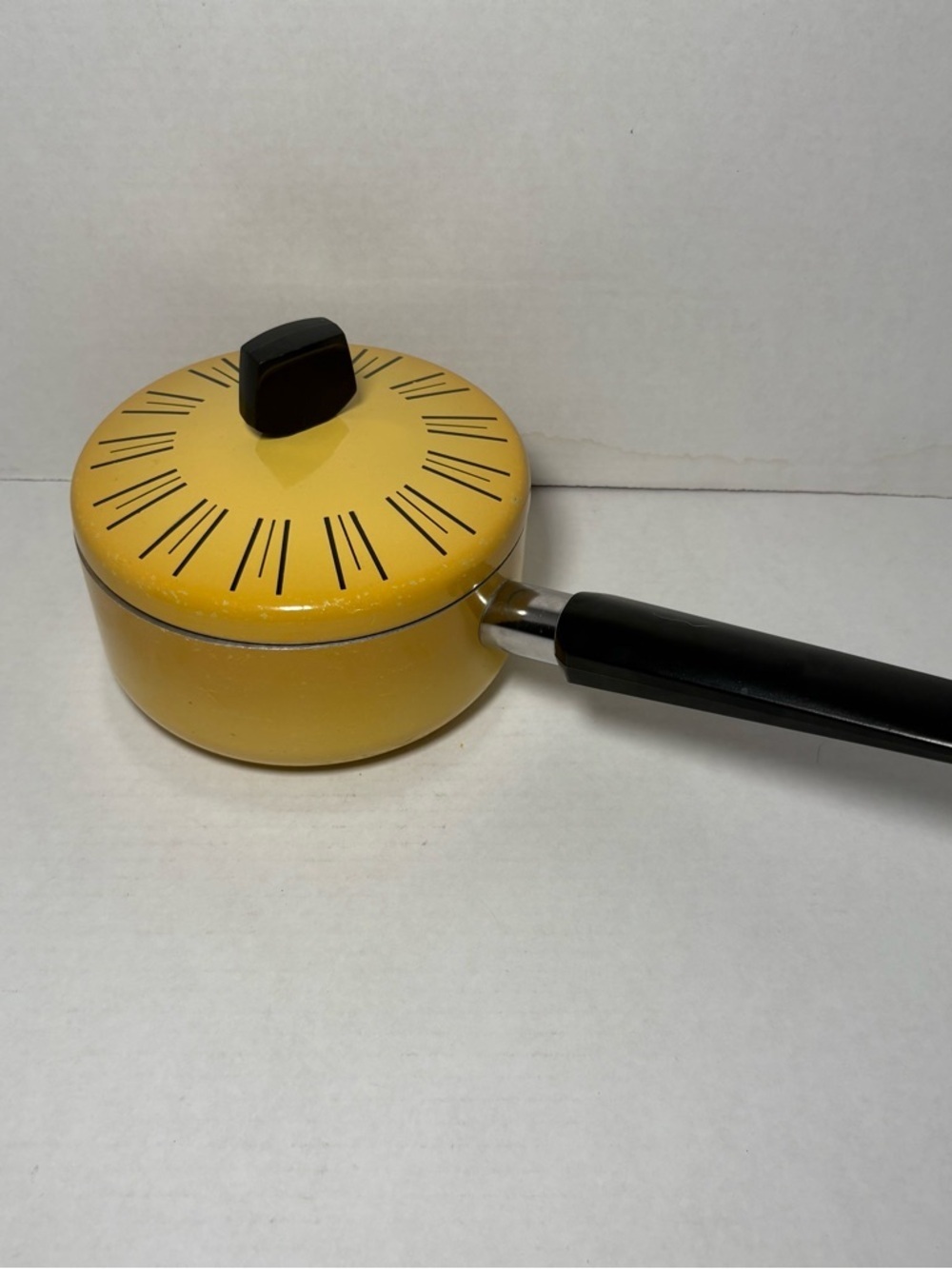 Vintage 1970s Wear Ever Registered Mid Century Modern Mustard Yellow Saucepan